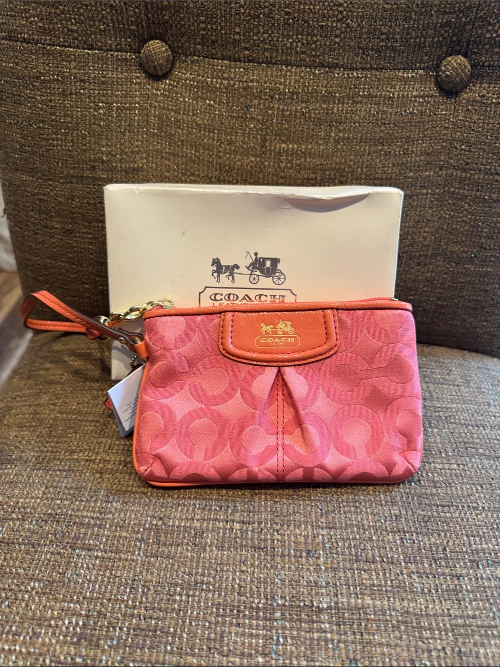 Coach pink signature logo wristlet wallet with hangtag & box NWT